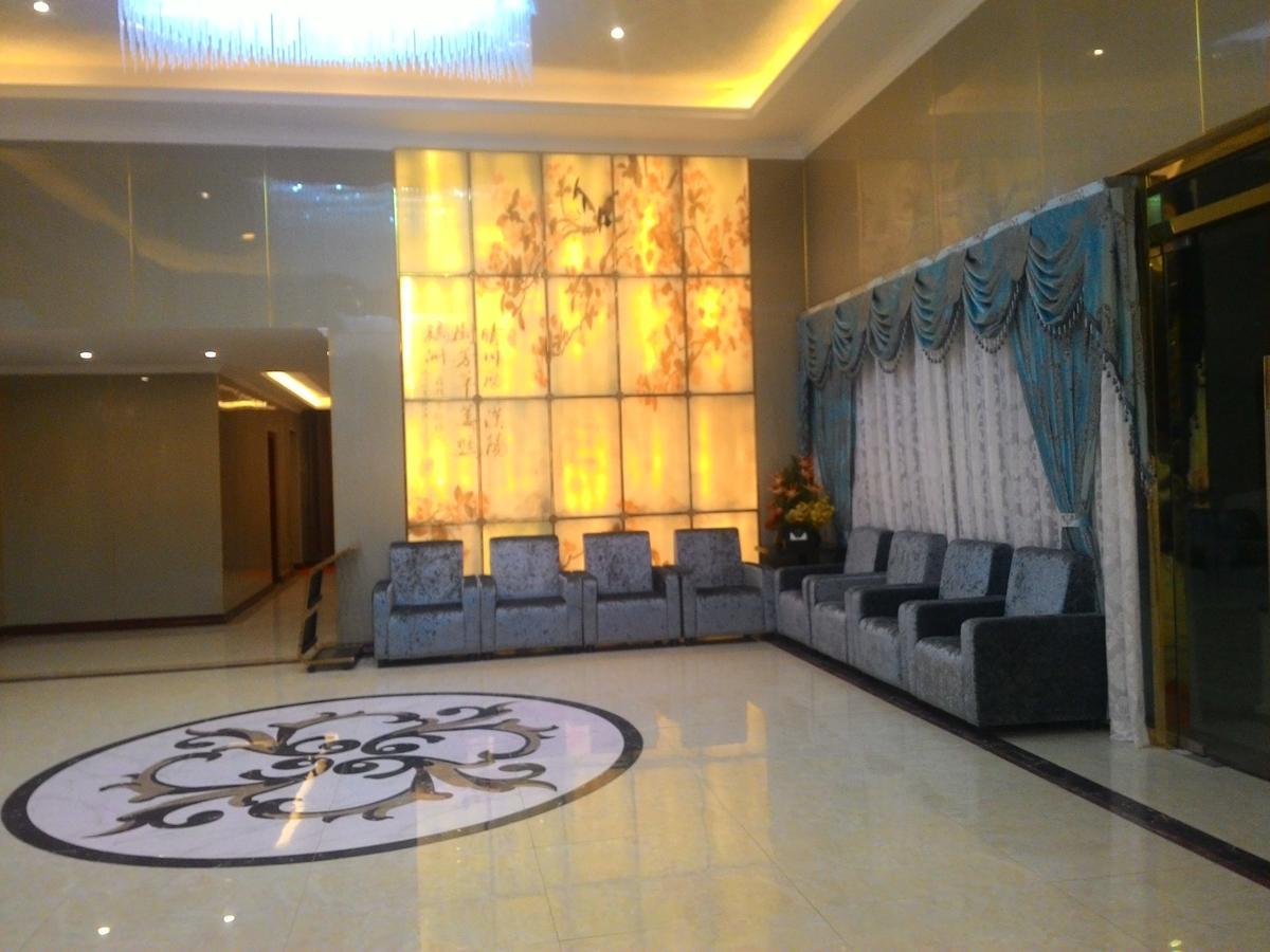 Apollo Hotel Yangon Luaran gambar