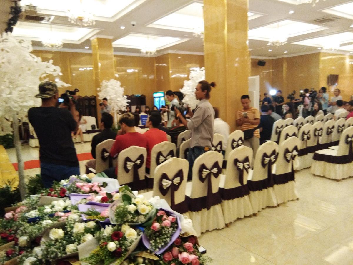 Apollo Hotel Yangon Luaran gambar