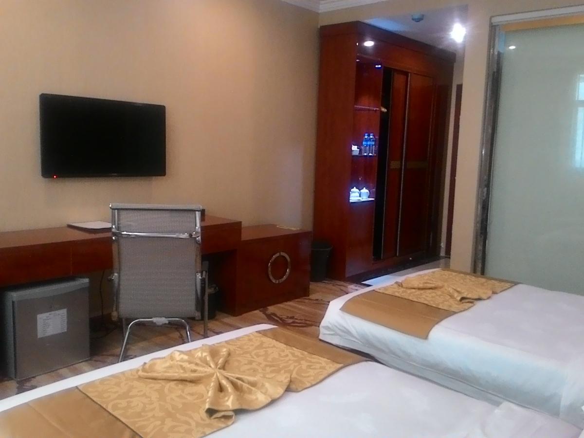 Apollo Hotel Yangon Luaran gambar