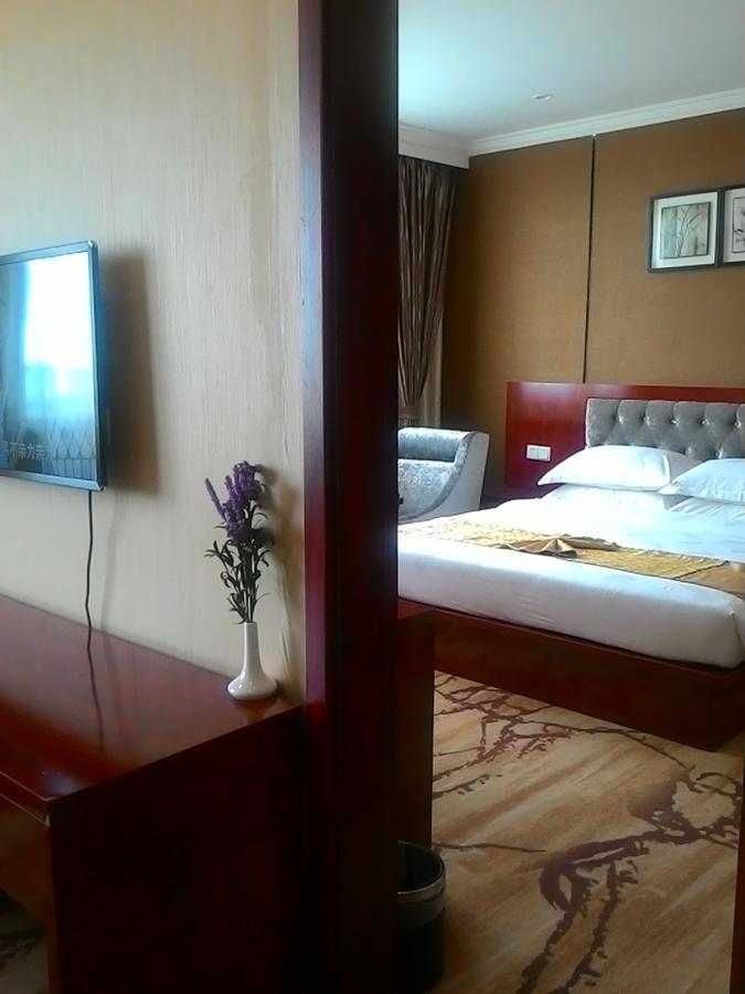 Apollo Hotel Yangon Luaran gambar