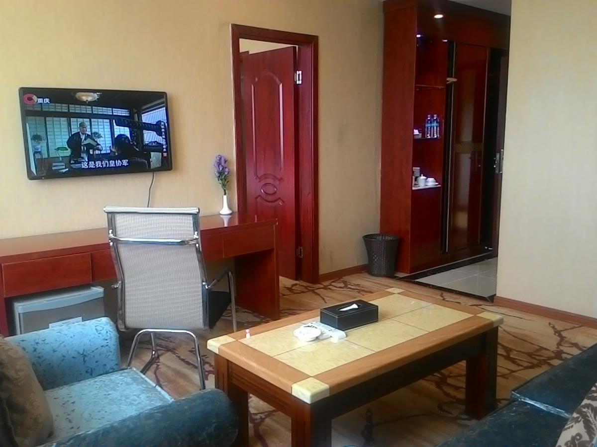 Apollo Hotel Yangon Luaran gambar
