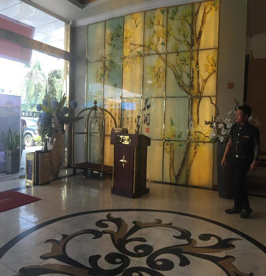 Apollo Hotel Yangon Luaran gambar