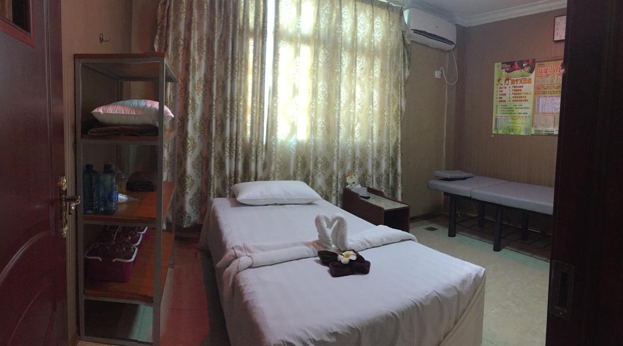 Apollo Hotel Yangon Luaran gambar