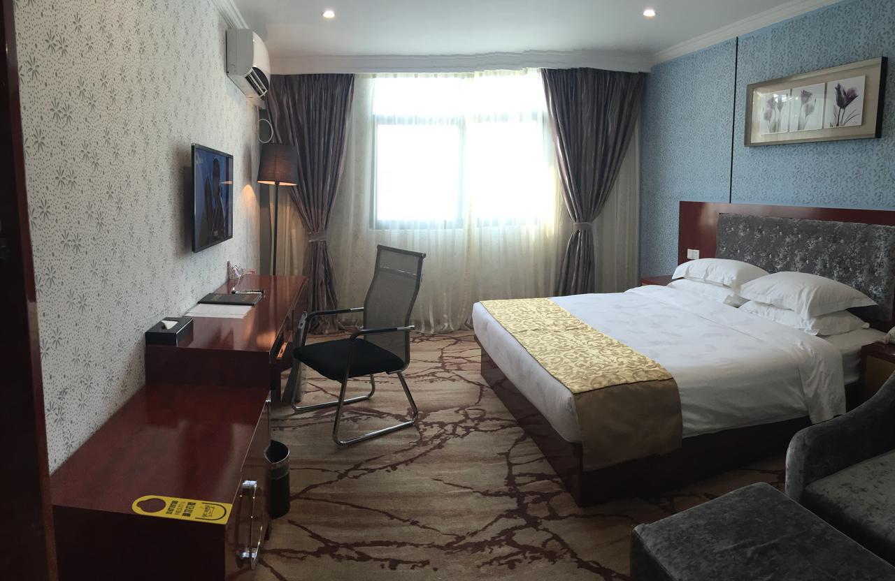 Apollo Hotel Yangon Luaran gambar