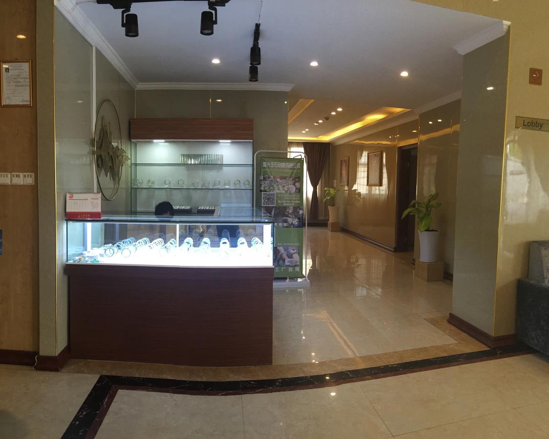 Apollo Hotel Yangon Luaran gambar