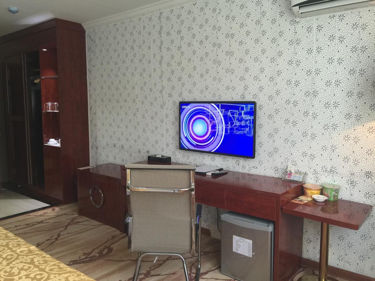 Apollo Hotel Yangon Luaran gambar